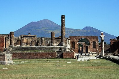 Peregrinación a Pompeya para el 50 aniversario de Fe y Luz Italia