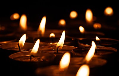 Que Fe y Luz nos ayude a convertirnos en luz de Cristo Jesús, y así ser luz para los demás